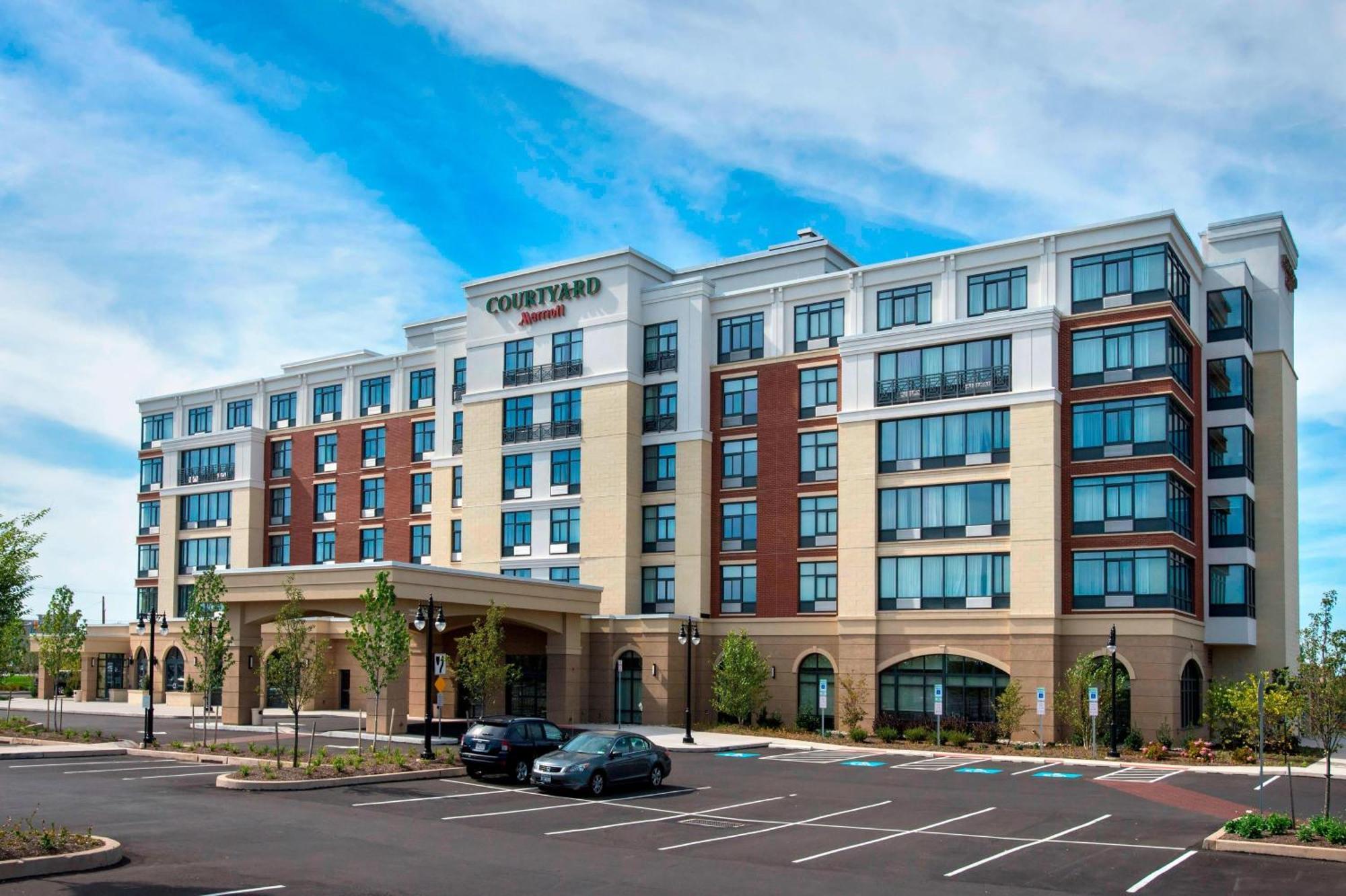 Courtyard By Marriott Philadelphia Lansdale Hotel Exterior photo