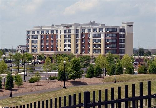 Courtyard By Marriott Philadelphia Lansdale Hotel Exterior photo